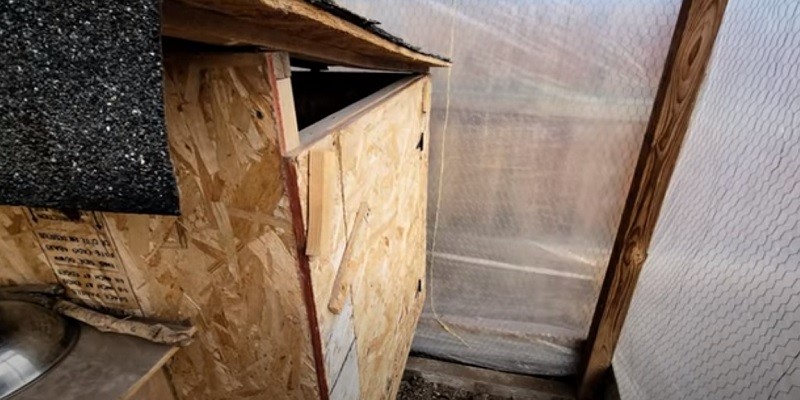How To Ventilate A Small Chicken Coop